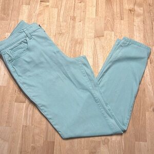 Style & Co curvy skinny leg jeans pants size 10 aqua light blue
